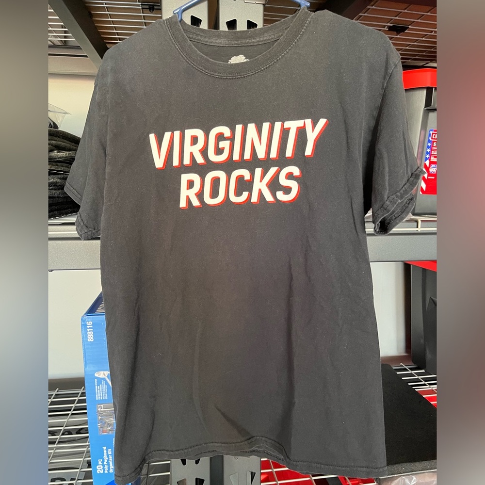 Men’s Graphic Tee “Virginity Rocks”